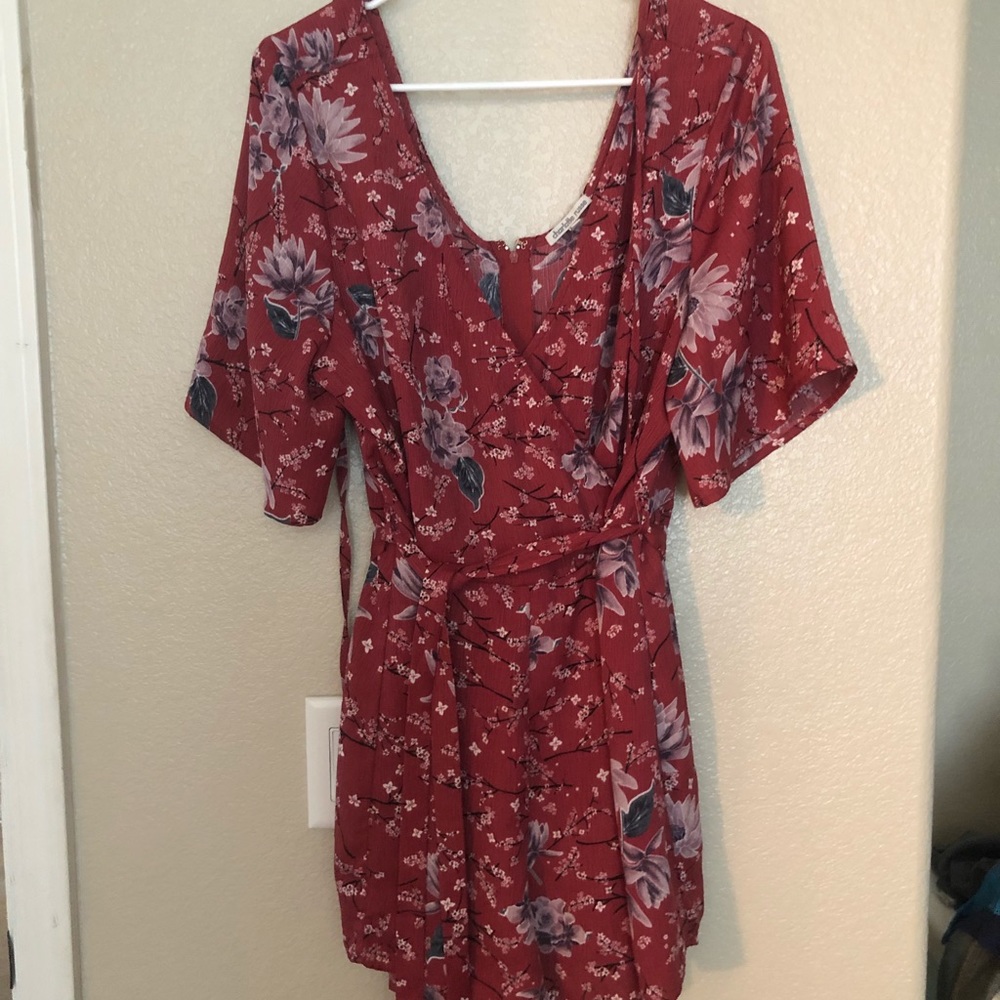 🍀 Charlotte Russe Floral romper